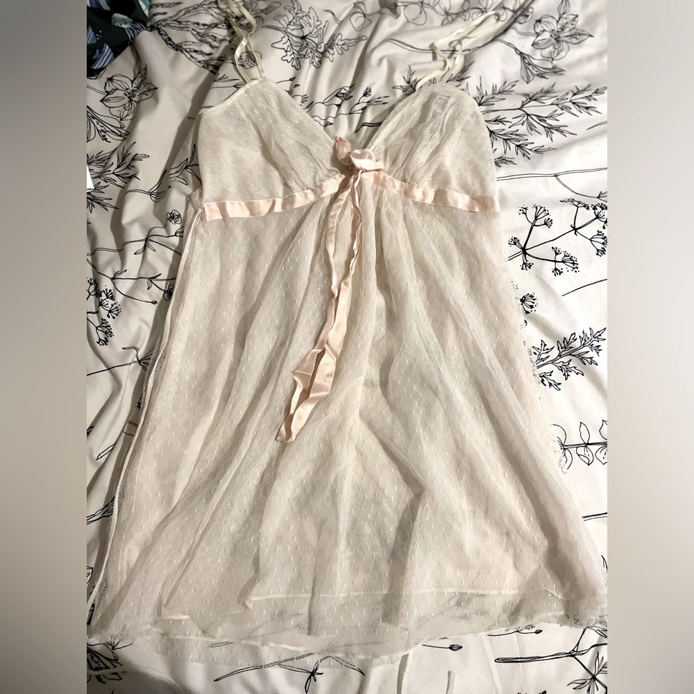 Vintage white night dress size M